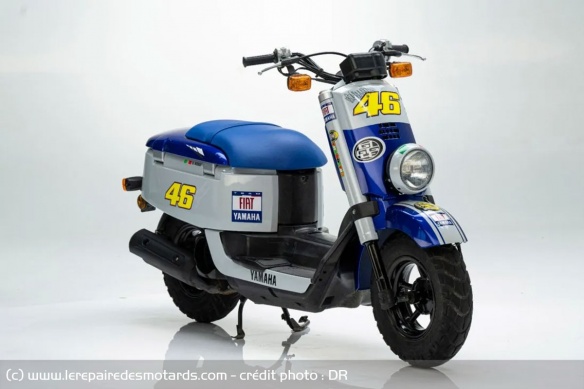 Le Yamaha Giggle de Rossi est estimé entre 12000 et 15000 euros Le Yamaha Giggle de Rossi est estimé entre 12000 et 15000 euros