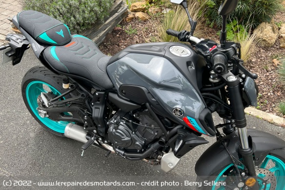 La Yamaha MT-07 équipée d'une selle Berry Sellerie La Yamaha MT-07 équipée d'une selle Berry Sellerie