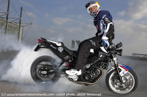 Chris Pfeiffer sur sa BMW F 800 R Replica en 2010 Chris Pfeiffer sur sa BMW F 800 R Replica en 2010