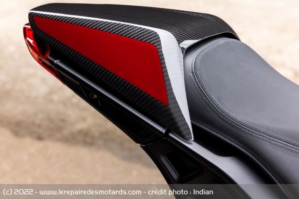 Capot de selle de l'Indian FTR Championship Edition