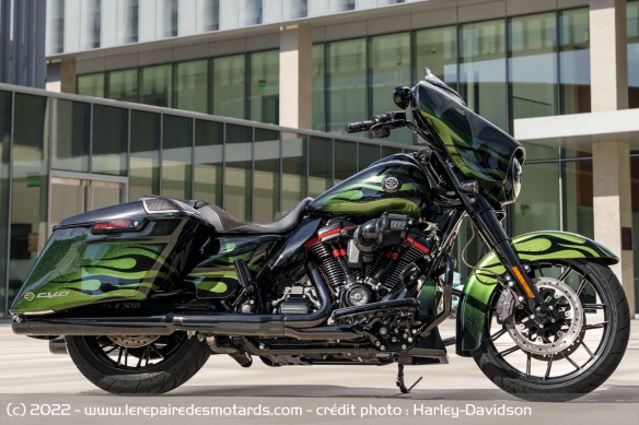 Harley-Davidson CVO Street Glide Harley-Davidson CVO Street Glide