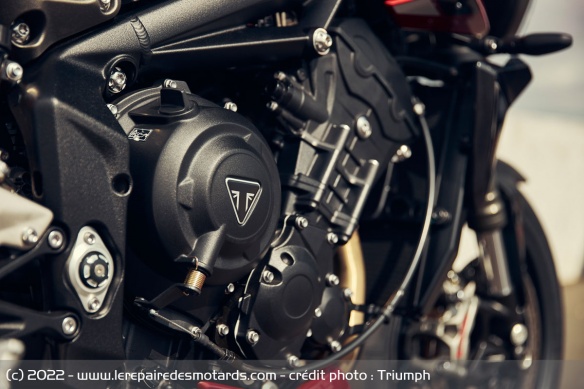 Le moteur atteint ici 130 ch Le moteur atteint ici 130 ch