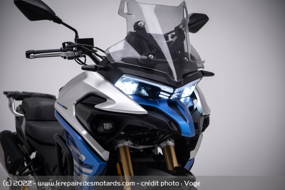 L'équipement de la Voge 525 DSX se montre complet L'équipement de la Voge 525 DSX se montre complet