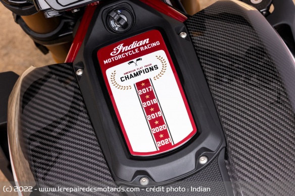 Plaque commémorative de l'Indian FTR Championship Edition