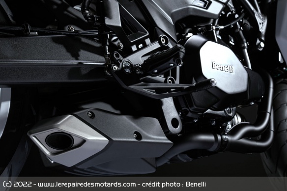 Roadster Benelli Tornado Naked Twin 500 Roadster Benelli Tornado Naked Twin 500