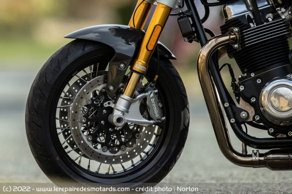 Brembo et Öhlins équipement les roadsters britanniques Brembo et Öhlins équipement les roadsters britanniques