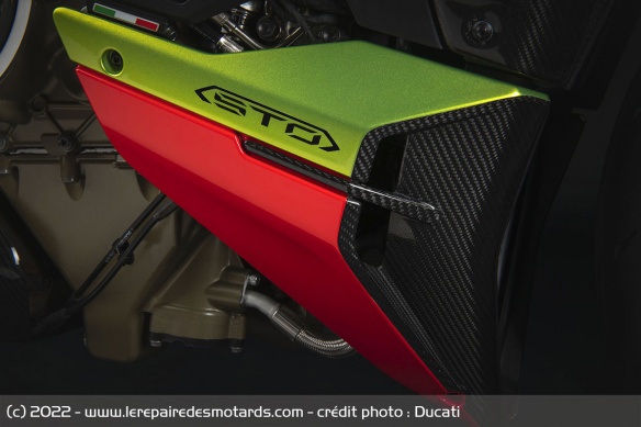 Roadster Ducati Streetfighter V4 Lamborghini