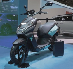 Scooter électrique Peugeot E-Streetzone