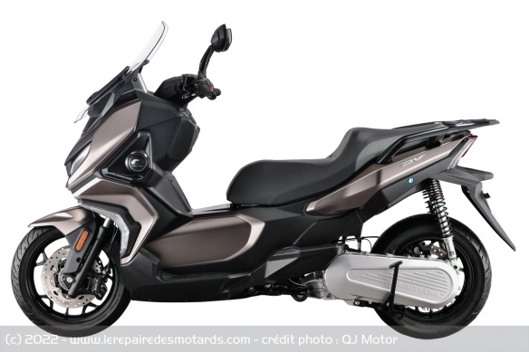 Scooter électrique QJ Motor Pv Scooter électrique QJ Motor Pv