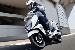 Scooter Suzuki Avenis 125