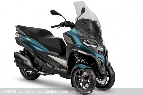 Scooter Piaggio MP3 530 HPE Exclusive Bleu Oxygen Mat