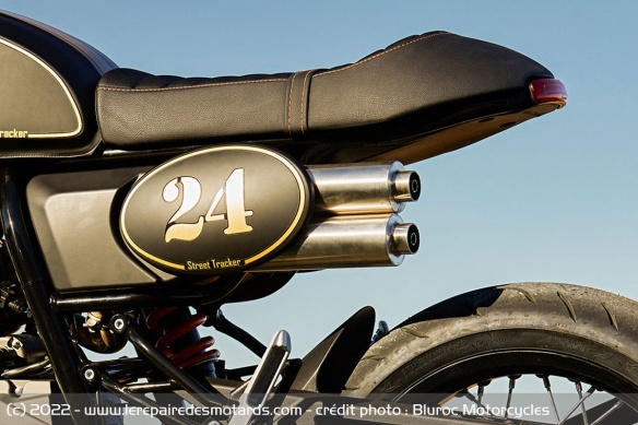 La 125 s'inspire du style flat-track La 125 s'inspire du style flat-track