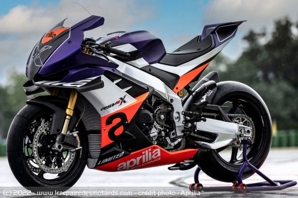 L'Aprilia RSV4 Xtrenta sera produite à 100 exemplaires L'Aprilia RSV4 Xtrenta sera produite à 100 exemplaires