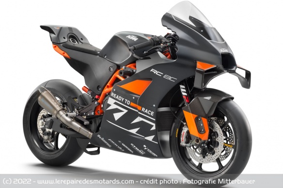 KTM pousse le twin de la RC 8C à 135 chevaux KTM pousse le twin de la RC 8C à 135 chevaux