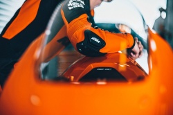 KTM développe une RC990 - Crédit photo : Rudi Schedl