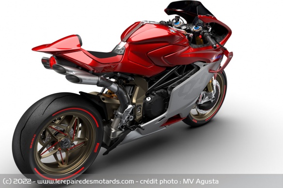MV Agusta Superveloce 1000 Serie Oro MV Agusta Superveloce 1000 Serie Oro