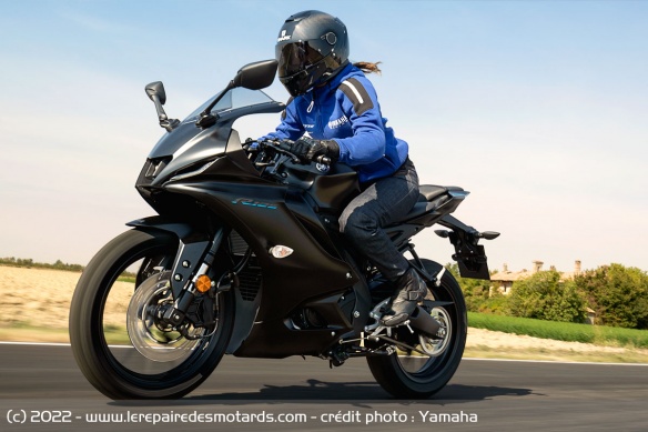 La Yamaha R125 sera disponible dès mars 2023 La Yamaha R125 sera disponible dès mars 2023