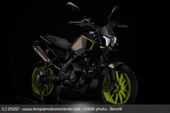 Benelli BKX 250 S Benelli BKX 250 S