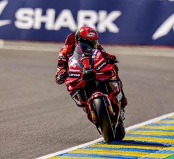 MotoGP : Bagnaia en pole position au Mans