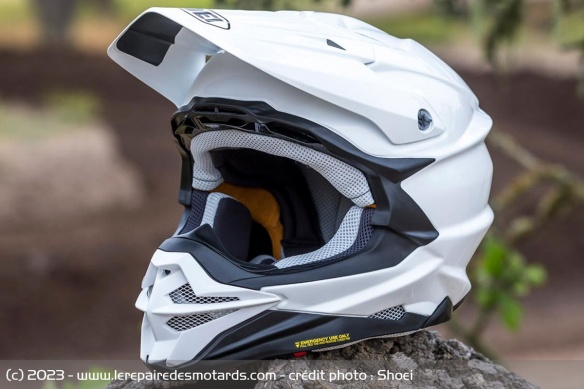 Casque intégral cross Shoei VFX-WR 06 Casque intégral cross Shoei VFX-WR 06