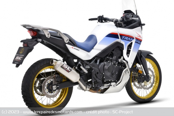 Silencieux Rally Raid Honda XL750 Transalp par SC-Project Silencieux Rally Raid Honda XL750 Transalp par SC-Project