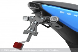 Le support de plaque TBR en position haute pour la Suzuki GSX-8S