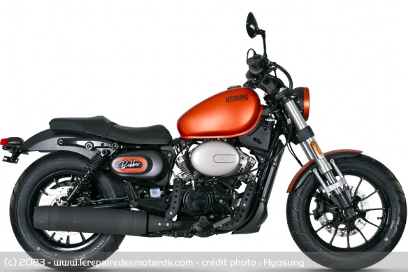 Hyosung GV125S-EVO