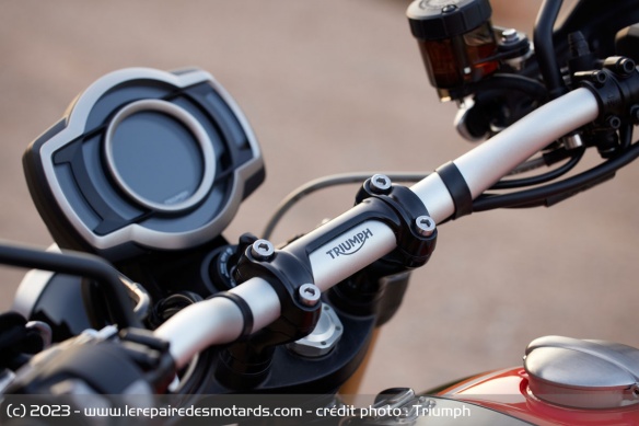 Le compteur de la Triumph Scrambler 1200 XE 2024 Le compteur de la Triumph Scrambler 1200 XE 2024