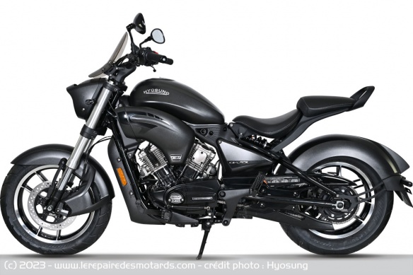 Cruiser Hyosung GV125R Cruiser Hyosung GV125R