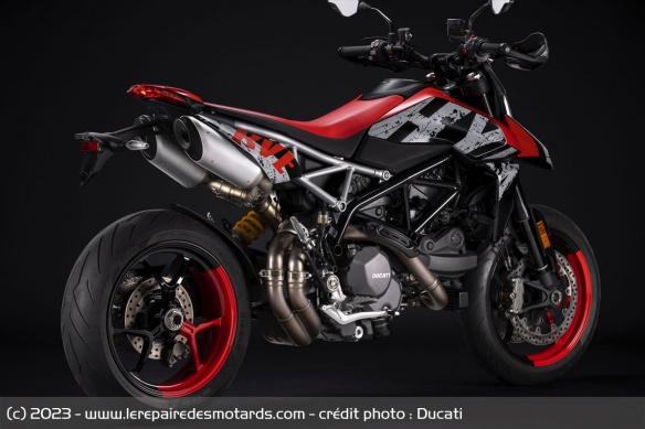 La Ducati Hypermotard 950 RVE 2024 La Ducati Hypermotard 950 RVE 2024