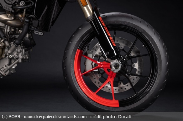 Le frein avant de la Ducati Hypermotard 698 Mono