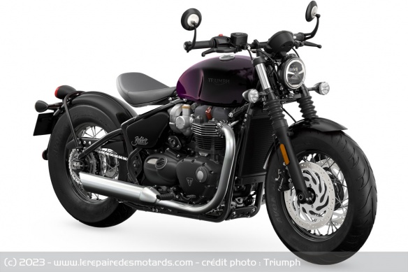 Triumph Bonneville Bobber Stealth Edition
