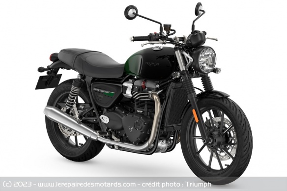 Triumph Speed Twin 900 Stealth Edition
