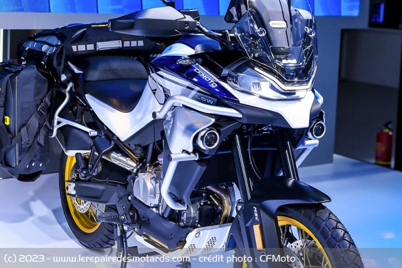 Trail CFMoto 800MT Explore Edition Trail CFMoto 800MT Explore Edition