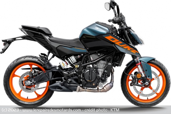 Roadster KTM 125 Duke 2024 Roadster KTM 125 Duke 2024