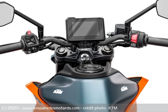 Roadster KTM 125 Duke 2024 Roadster KTM 125 Duke 2024