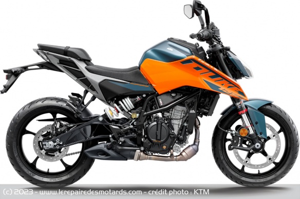 Roadster KTM 125 Duke 2024 Roadster KTM 125 Duke 2024