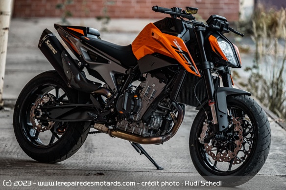 Roadster KTM 790 Duke Roadster KTM 790 Duke
