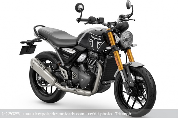 Triumph Speed 400 noire