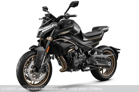 Roadster CFMoto 800NK Advanced Roadster CFMoto 800NK Advanced