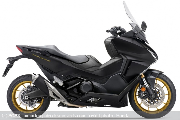 Le Forza 750 2024 sera disponible dès septembre Le Forza 750 2024 sera disponible dès septembre