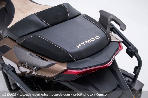 La selle du Kymco CV-L6 La selle du Kymco CV-L6