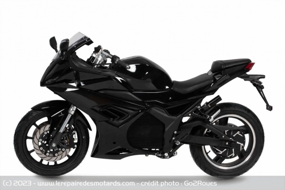 La Rider SR8 revendique une vitesse maximale de 150 km/h La Rider SR8 revendique une vitesse maximale de 150 km/h