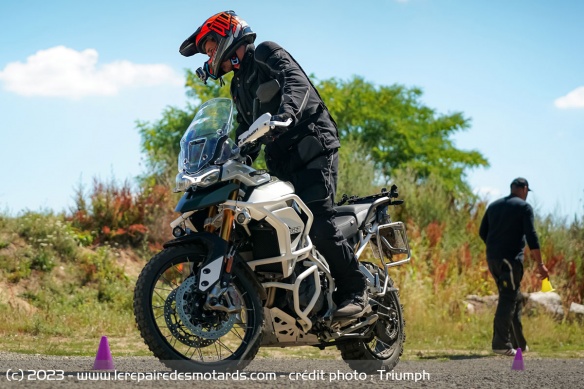 Stage off-road Triumph Ride Stage off-road Triumph Ride