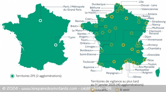 Les cartes de France des ZFE (à gauche) et des territoires de vigilance (à droite) Les cartes de France des ZFE (à gauche) et des territoires de vigilance (à droite)