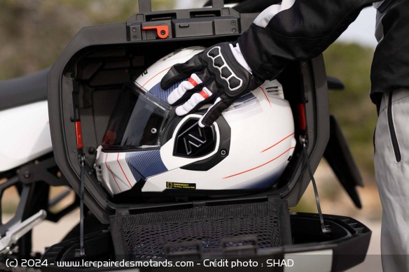 Les SH38X Expandable peuvent accueillir un casque modulable Les SH38X Expandable peuvent accueillir un casque modulable