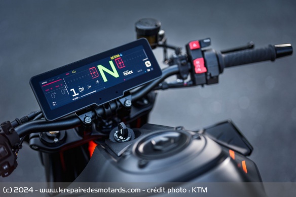 Roadster KTM 990 Duke R Roadster KTM 990 Duke R
