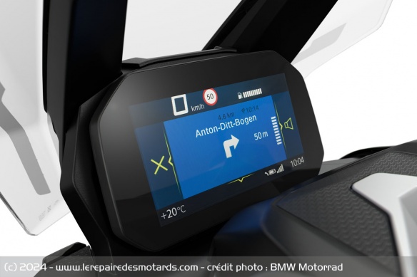 Le compteur du BMW Motorrad C 400 X Le compteur du BMW Motorrad C 400 X
