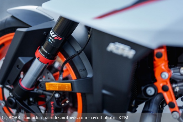 Roadster KTM 990 Duke R Roadster KTM 990 Duke R