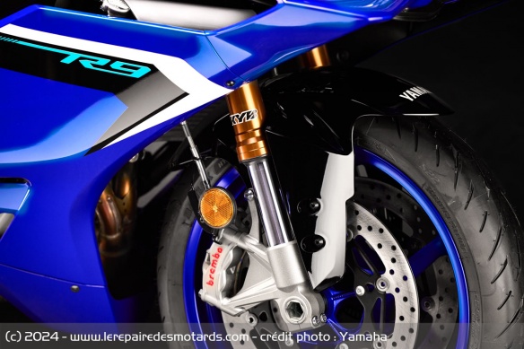 Sportive Yamaha R9 Sportive Yamaha R9